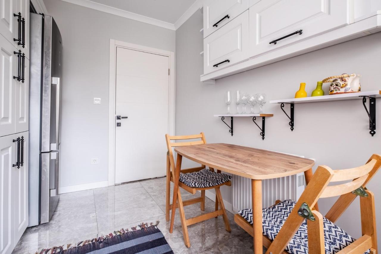 Vibrant Flat With Balcony In Maltepe Lejlighed Istanbul Eksteriør billede